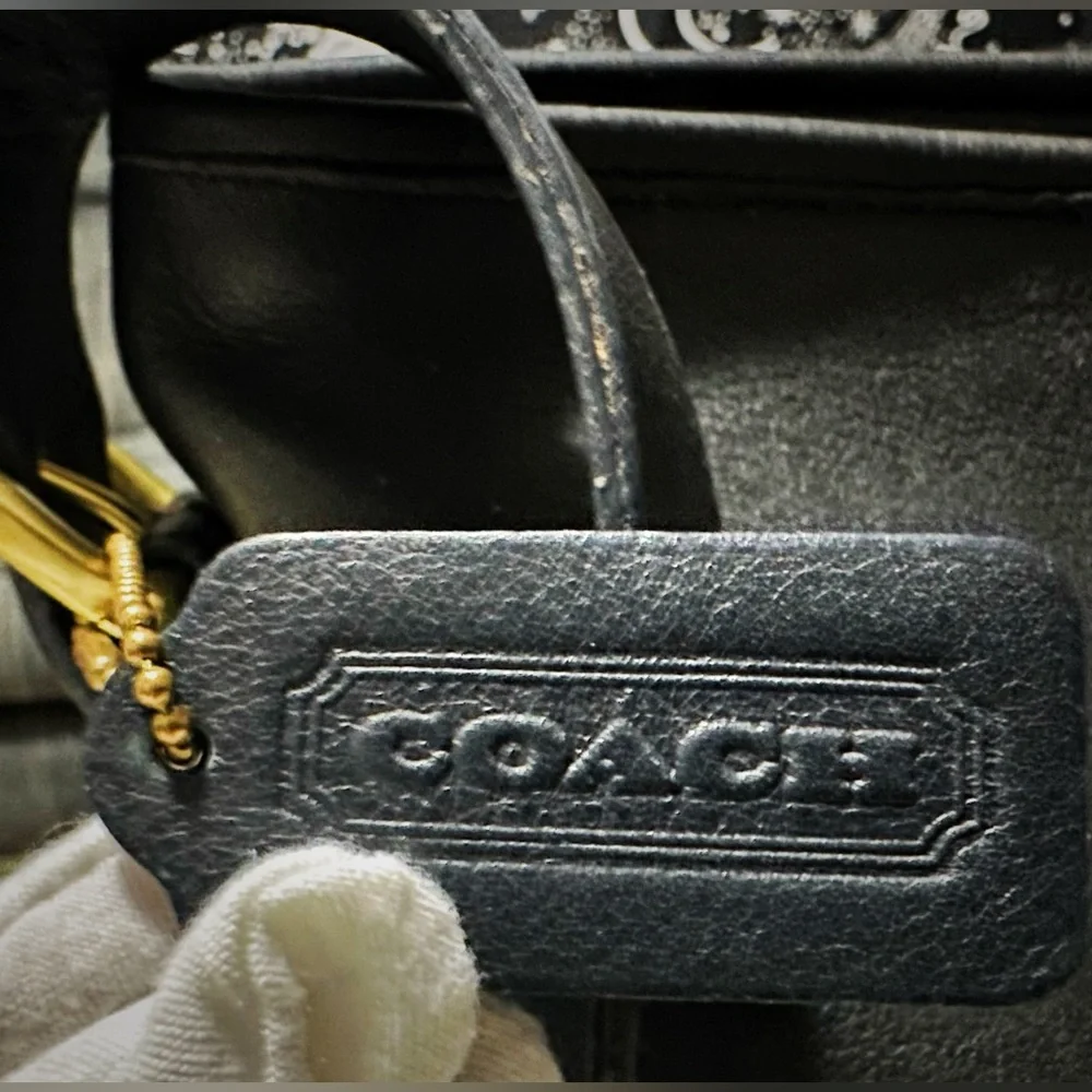 Rare Vintage Coach soho shoulder Bag 1996 soft Leather crossbody purse - Picture 4 of 16